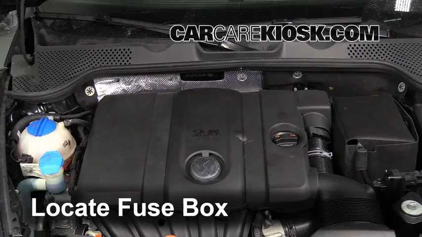 2013 Volkswagen Beetle 2.5L 5 Cyl. Convertible (2 Door) Fuse (Engine)